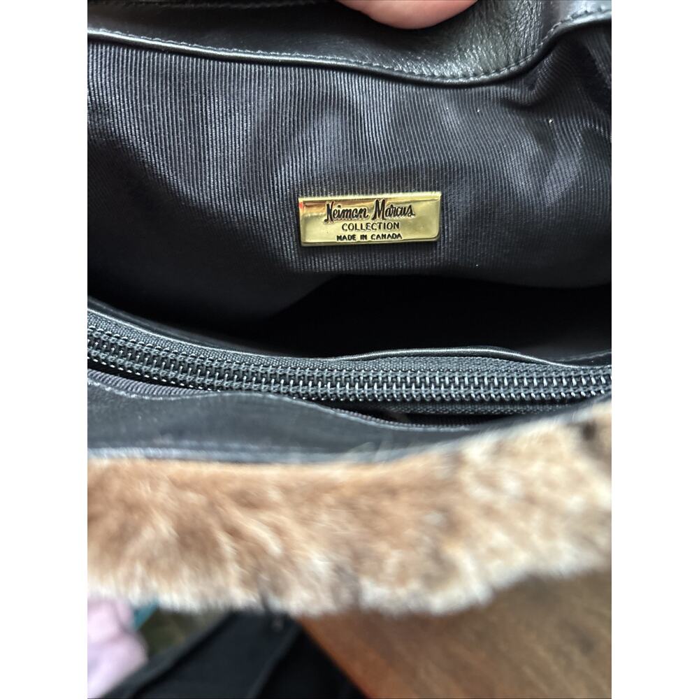 Stylish Neiman Marcus Faux Fur Cheetah Tote Handbag Purse Black Leather Footed - Picture 5 of 6